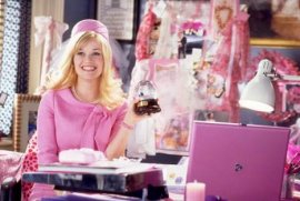 Reese Witherspoon in Legally Blonde 2: Red, White, & Blonde