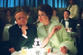 Toby Jones and Sigourney Weaver in Infamous