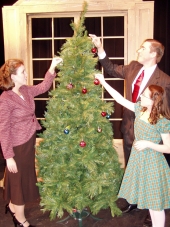 Jennifer Sondgeroth, Lauren Boswell, and Nathan Bates in Miracle on 34th Street