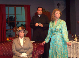 Vicki Deusinger, Mike Kelly, and Jaci Weigandt in See How They Run