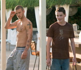 Justin Timberlake and Anton Yelchin in Alpha Dog