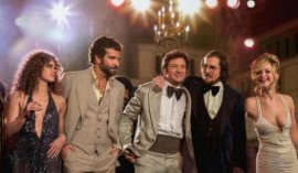 Amy Adams, Bradley Cooper, Jeremy Renner, Christian Bale, and Jenifer Lawrence in American Hustle