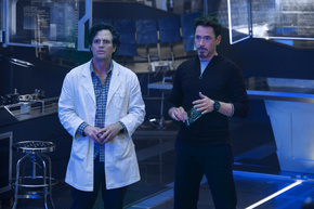 Mark Ruffalo and Robert Downey Jr. in Avengers: Age of Ultron