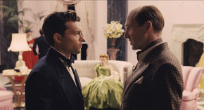 Alden Ehrenreich and Ralph Fiennes in Hail, Caesar!