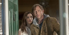 Rachel Weisz and Daniel Craig in Dream House