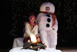 Meghan Gibson and Janos Horvath in Frosty's Magic Hat