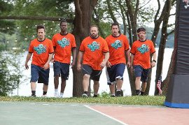 Rob Schneider, Chris Rock, Kevin James, Adam Sandler, and David Spade in Grown Ups