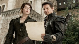 Gemma Arterton and Jeremy Renner in Hansel & Gretel: Witch Hunters