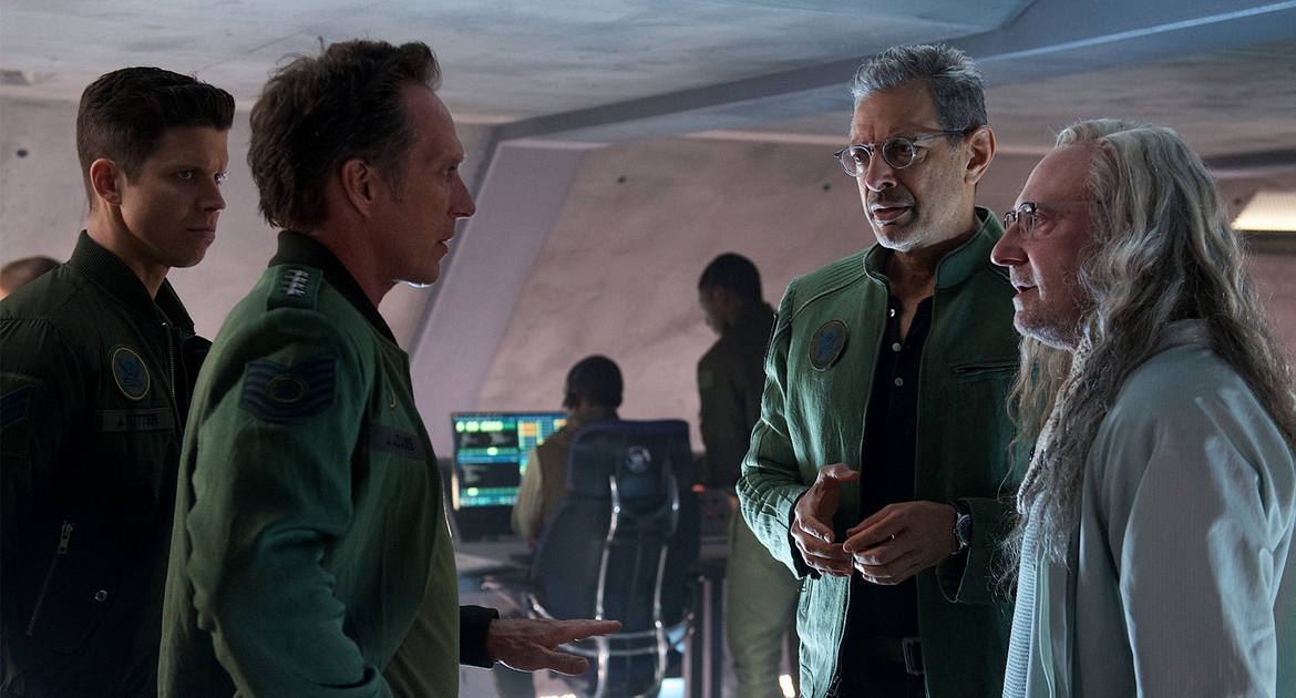 William Fichtner, Jeff Goldblum, and Brent Spiner in Independence Day: Resurgence