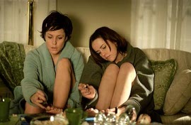 Mary-Louise Parker and Jena Malone in Saved!