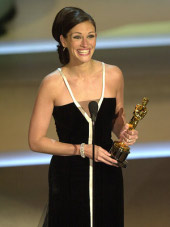 Best Actress Julia Roberts, for Erin Brockovich