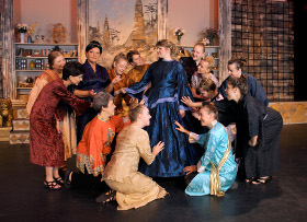 Rochelle Schrader's Anna and the royal wives in The King & I