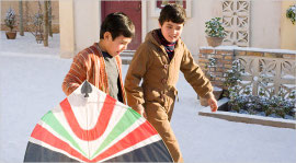 Ahmad Khan Mahmoodzada and Zekiria Ebrahimi in The Kite Runner