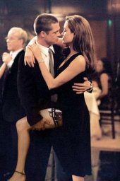 Brad Pitt and Angelina Jolie in Mr. & Mrs. Smith