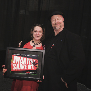 Blue Cat Brew Pub’s Melissa Wilkie and Bob Murdock at the 2015 HAVlife Martini Shake Off. Photo by Joshua Ford (Ford-Photo.com).