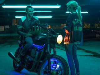 Dave Franco and Emma Roberts in Nerve