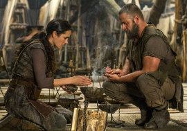 Jennifer Connelly and Russell Crowe in Noah