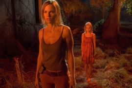 Hilary Swank and AnnaSophia Robb in The Reaping