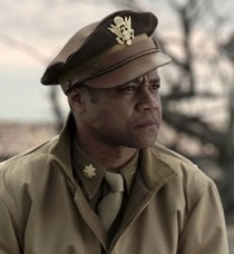 Cuba Gooding Jr. in Red Tails