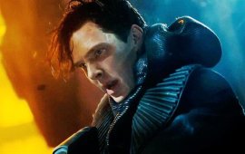 Benedict Cumberbatch in Star Trek Into Darkness