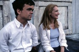 Peter Dinklage and Patricia Clarkson in The Station Agent