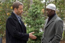 Guy Pearce and Don Cheadle in Traitor