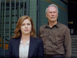 Amy Adams and Clint Eastwood in Trouble with the Curve