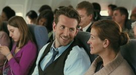 Bradley Cooper and Julia Roberts in Valentine's Day