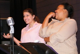 Analisa Percuoco and Sonya Womack in The War of the Worlds