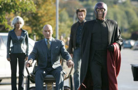 Halle Berry, Patrick Stewart, Hugh Jackman, and Ian McKellen in X-Men: The Last Stand