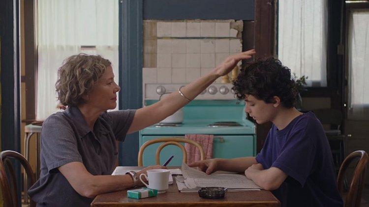 Annette Bening and Lucas Jade Zumann in 20th Century Women