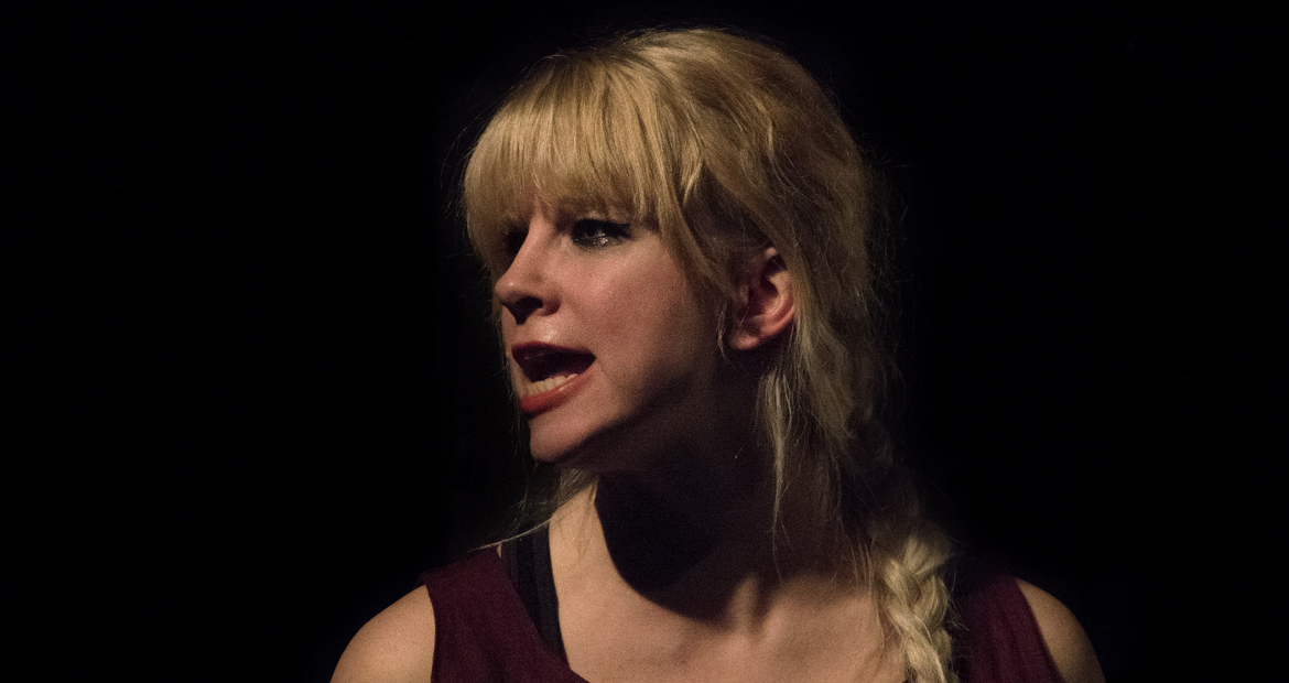 Maggie Woolley in Coriolanus