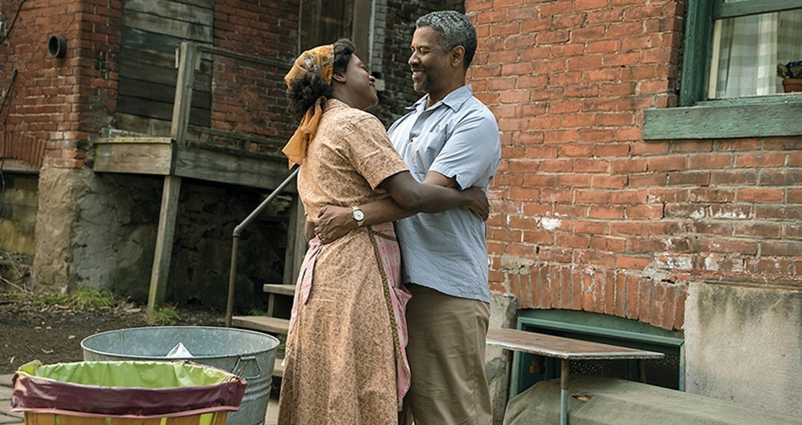 Viola Davis and Denzel Washington in Fences