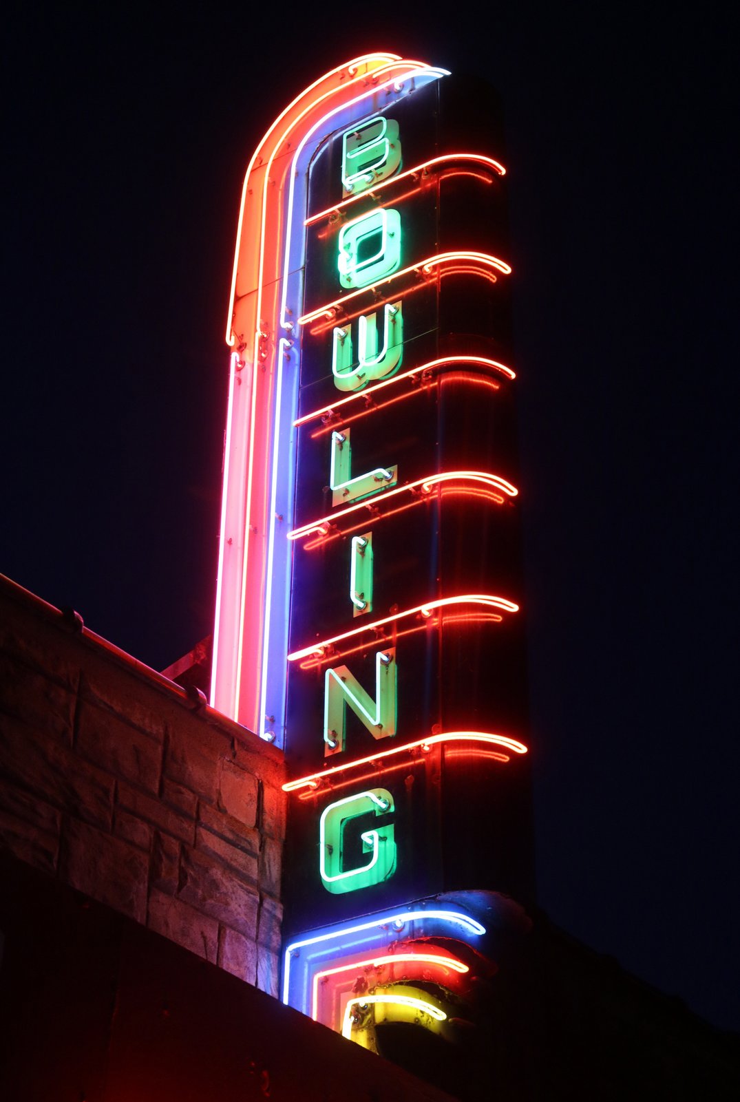 The neon sign at Bowlmor. Photo by Bruce Walters.
