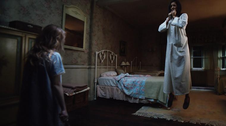 Talitha Bateman and Stephanie Sigman in Annabelle: Creation