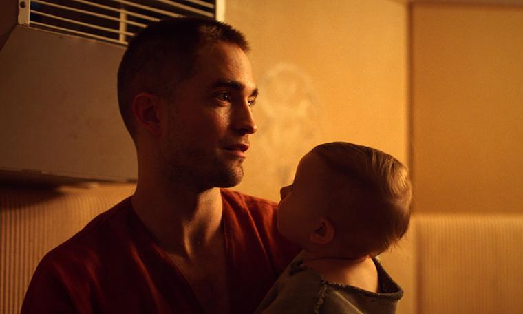 Robert Pattinson and Scarlett Lindsey in High Life