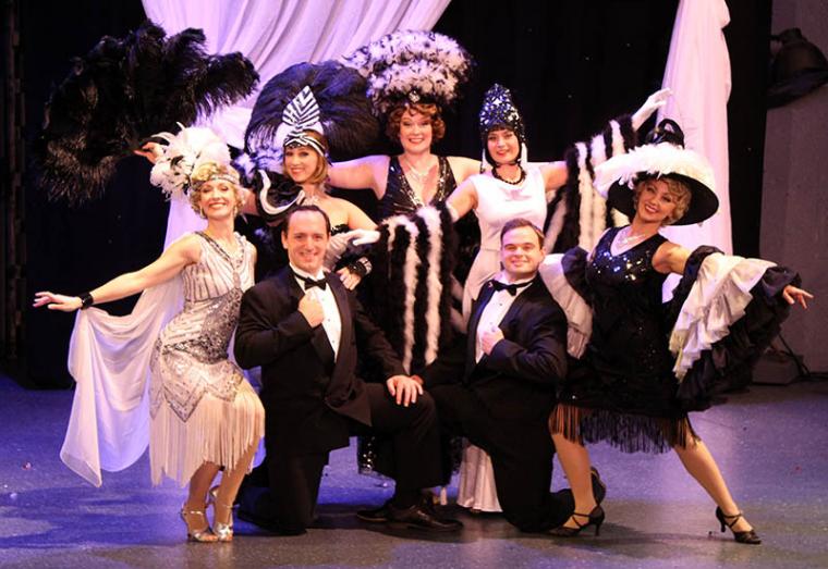 Erin Churchill, Christopher Russell, Amanda Torsilieri, Megan Orlowski, Savannah Strandin, James Garrett Hill, and Millie Martin in Singin' in the Rain