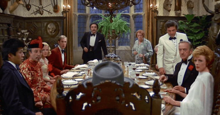 Richard Narita, Peter Sellers, Eileen Brennan, James Cromwell, James Coco, Truman Capote, Elsa Lancaster, Peter Falk, David Niven, and Maggie Smith in Murder by Death