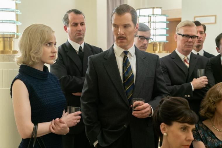 Rachel Brosnahan and Benedict Cumberbatch in The Courier