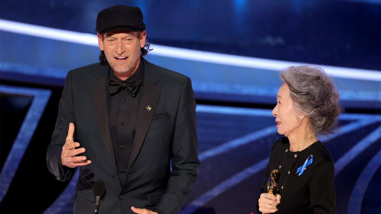 Best Supporting Actor winner Troy Kotsur (with Youn Yuh-jung)