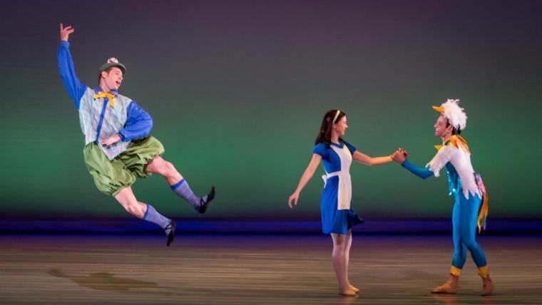 Ballet Quad Cities' "Alice in Wonderland" at the Adler Theatre in 2018