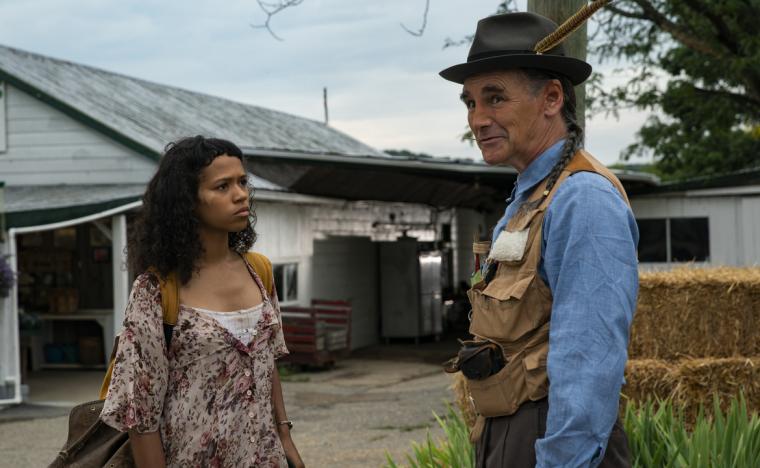 Taylor Russell and Mark Rylance in Bones & All