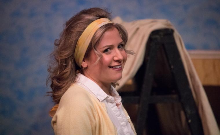 Sarah Walton in Barefoot in the Park. (Photo by Jesse Mohr.)
