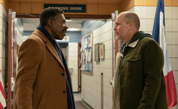 Ernie Hudson and Woody Harrelson in Champions