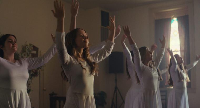 Eliza Scanlen in The Starling Girl