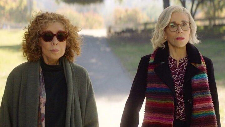 Lily Tomlin and Jane Fonda in Moving On