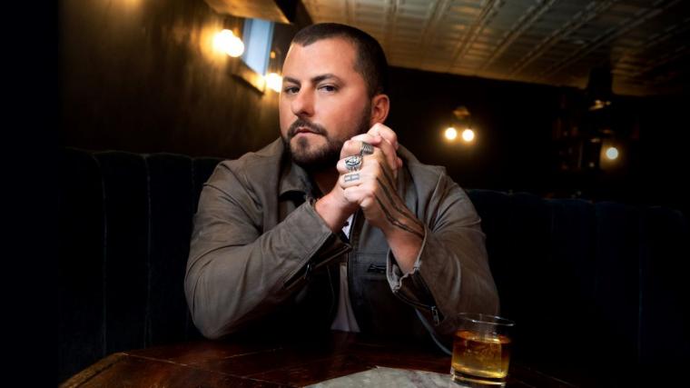 Tyler Farr at the Mississippi Valley Fairgrounds -- July 31.