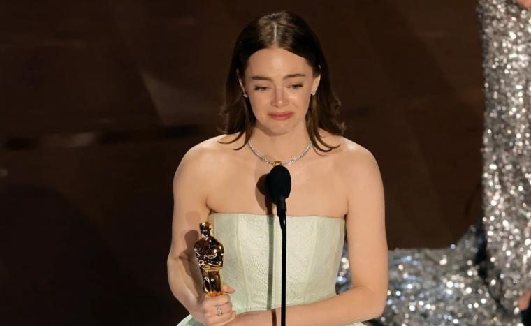 Best Actress winner Emma Stone