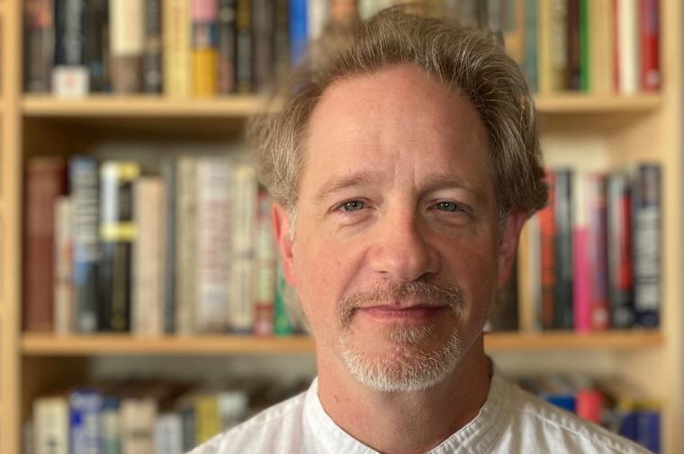 Gates Thomas is music director for the Unitarian Church in Davenport, and new director for The Deanery.