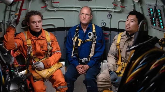 Finn Cole, Woody Harrelson, and Simu Liu in Last Breath
